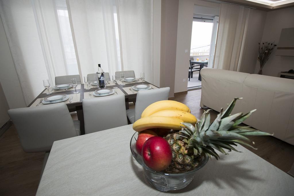 Lct Apartment Laura Omiš Εξωτερικό φωτογραφία