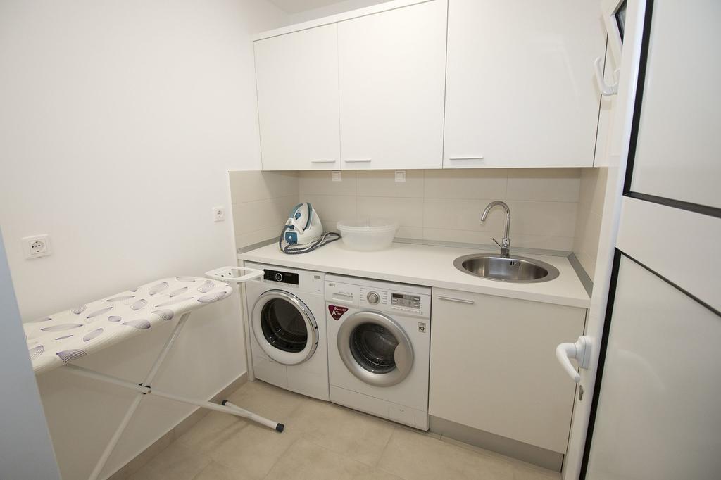 Lct Apartment Laura Omiš Εξωτερικό φωτογραφία