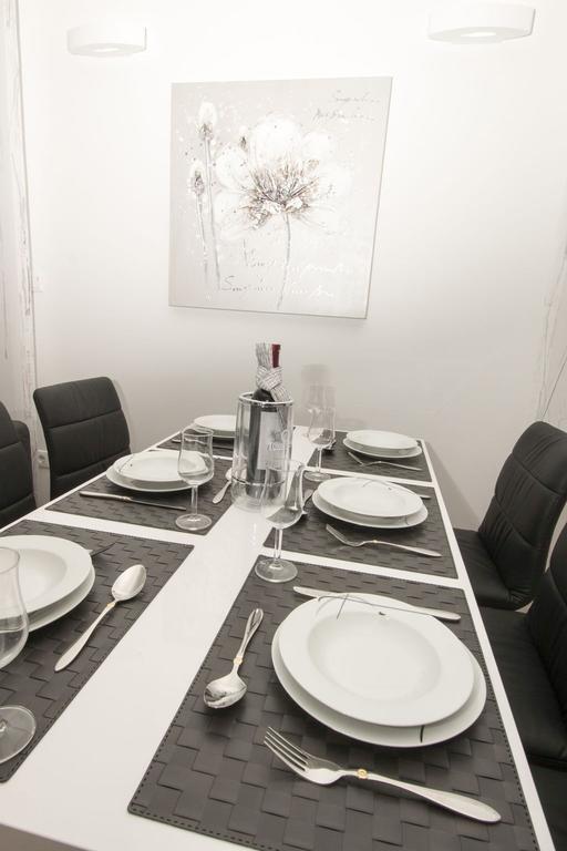 Lct Apartment Laura Omiš Εξωτερικό φωτογραφία